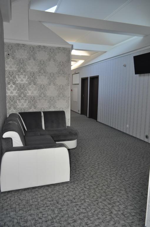 Dwór Olimp Stalowa Wola Exterior foto